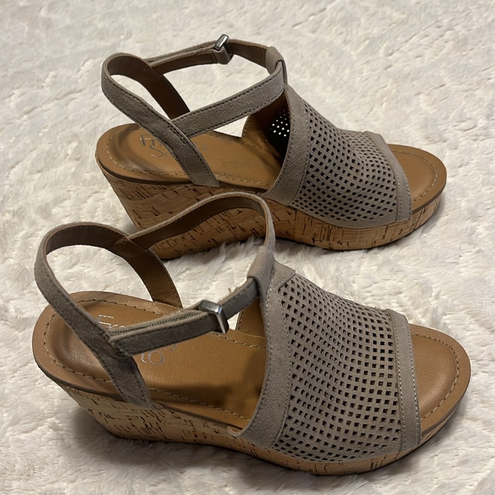 Franko Sarto Beige Wedge Heel sandal Size US Womans 5.5